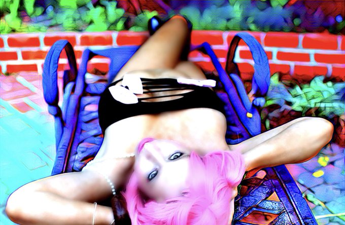 #pinkhair #innerbeauty #MVstar https://t.co/wl9Qj0W5Kd<a href="/tag/pinkhair"class="tags">#pinkhair</a><a href="/tag/innerbeauty"class="tags">#innerbeauty</a><a href="/tag/mvstar"class="tags">#MVstar</a>