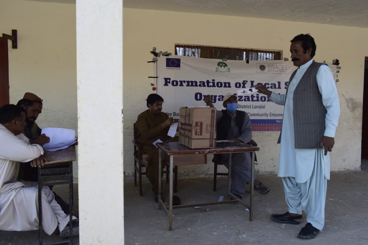 BRSP_Pakistan's tweet photo. Today, BRSP under @EUPakistan #BRACEProgramme formed #LSO at UC #Aghberg district #Loralai. Local Support Organisation #LSO is the third-tier of the Community Institutions #CIs that is the federation of 60 COs &18 VOs covering 1581 households & 7405 population in the constituency https://t.co/O6wf33S9Lj