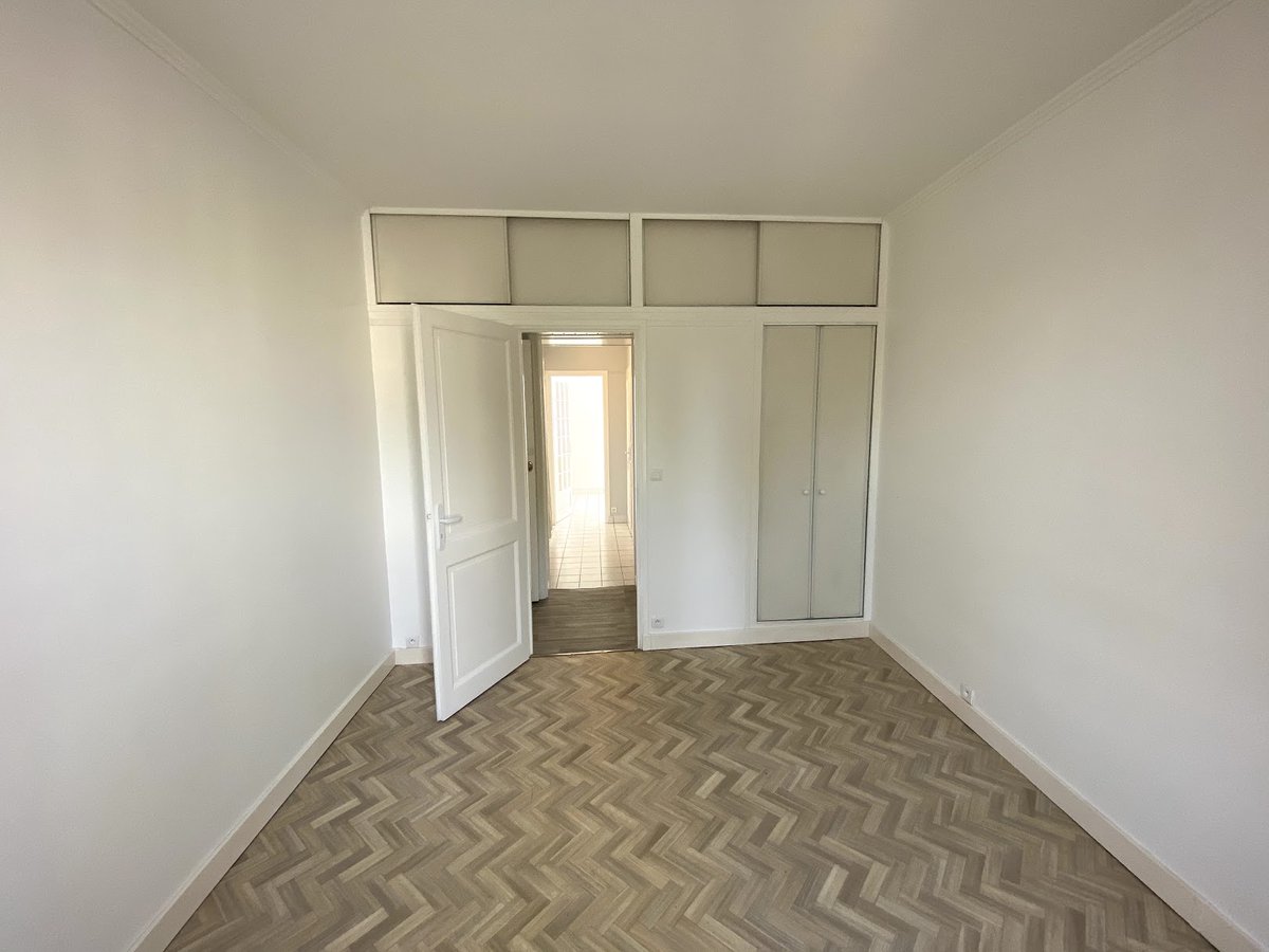 MyPinql's tweet image. 📍Appartement T3 disponible - Paris 10e Arr l💰Loyer 1320€ CC
⚡️ Pour retrouver le bien et contacter le propriétaire⚡️
📱iPhone: bit.ly/iOS-Pinql 📱Android: bit.ly/Android-Pinql 🖥 Web : pinql.com/listing/ckb27c… #locationappartement #3pièces #gestion #proptech