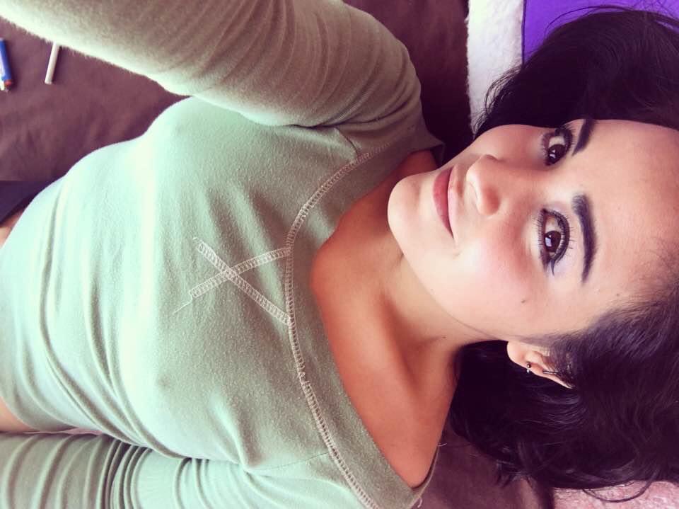 ScortHerrera's tweet photo. ¿Y tú qué me harías? Estoy calientita y húmeda, quiero leerte amor #scort #scortmexicana #tetasyalgomás #SiguemeYTeSigoCumplo #hotgirl https://t.co/BaYRKWEYpA
