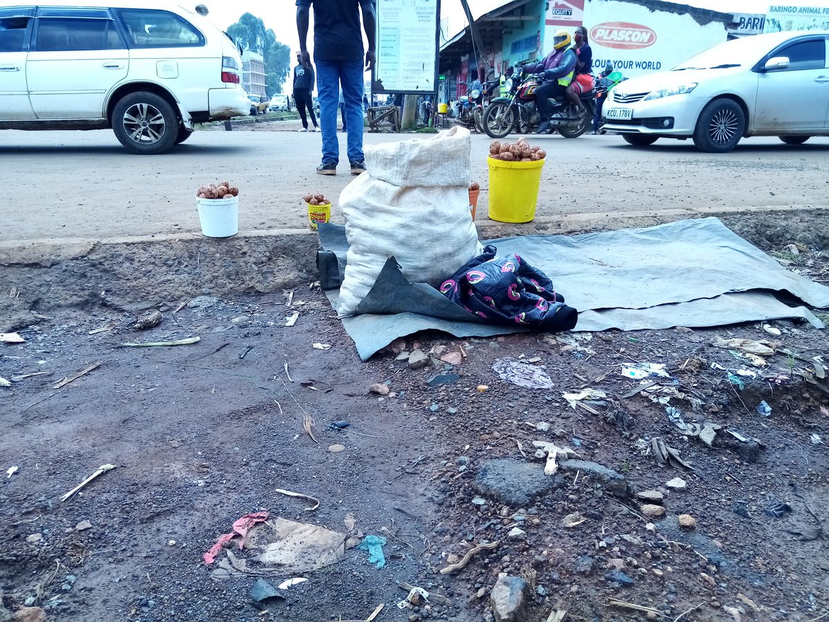 jepchirchir_A's tweet photo. So we happen to all go seek for jobs that pay 10k per month(random jobs) but forget you can employ yourself and earn that in 10days🤔#COVID19isBlessingInDisguise
#TwentytwoTwentytwo
#MyHustle
@maxivanKE
@RobertAlai
@BettyMKyallo
@CKirubi https://t.co/k82u82Pj9Z