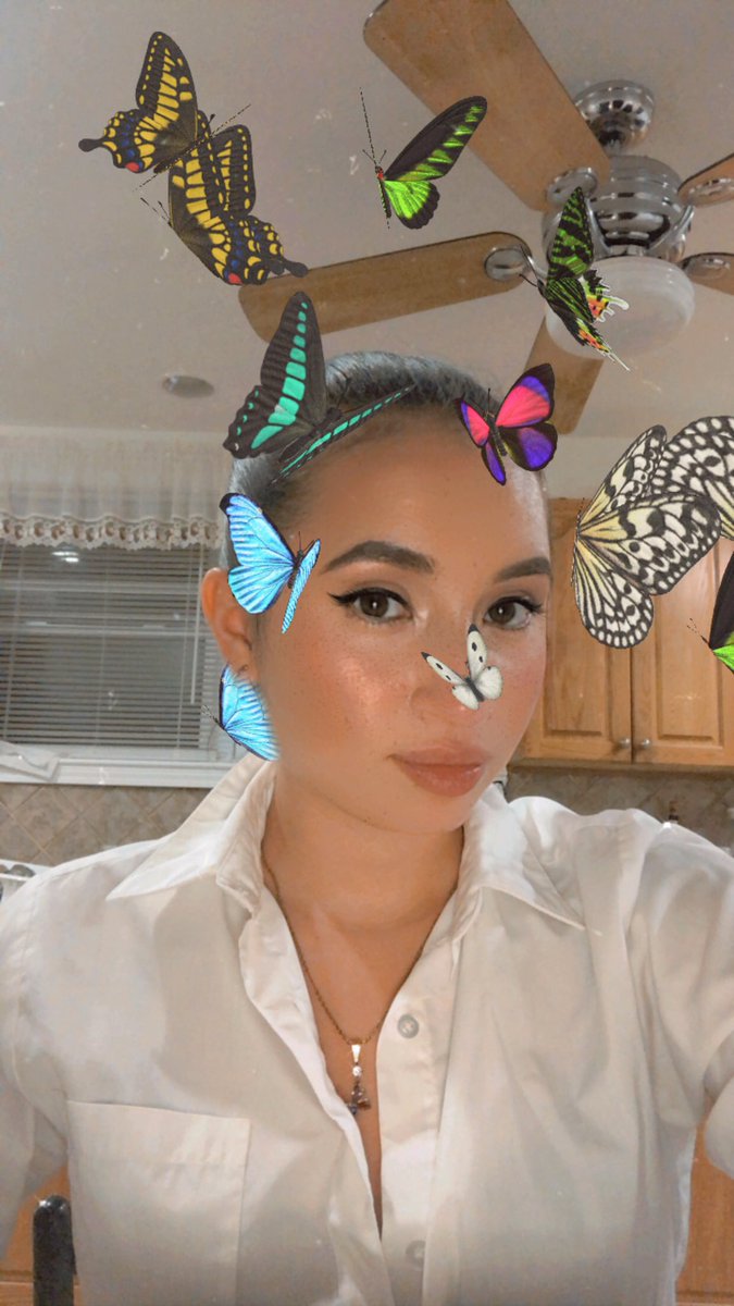 reyesjessica_'s tweet photo. Donβt let the filter fool you... ya girl is TIRED. And it was only the first day back at work again. #maskoff #tieoff #gettingbusyagain π¦ https://t.co/K4jVOtaBnC
