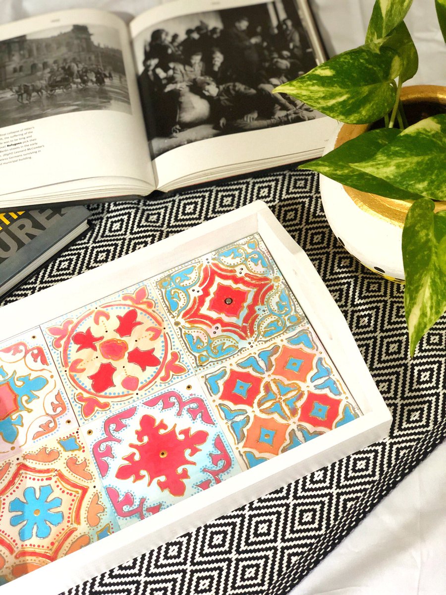 AbudyMaldives's tweet photo. Good morning beautiful people ๐ค
#handpainted #woodentray #multipurposetray #madeinmaldives #homedecor #homedecorideas #homeinspiration #dhivehiufehdhun #dhivehiufehdhumeh
#abudymaldives2020 #breakfasttrays #breakfastinbed #tilearttray #dhivehiufehdhun #amillaufehdhun https://t.co/qlueO5bnSz