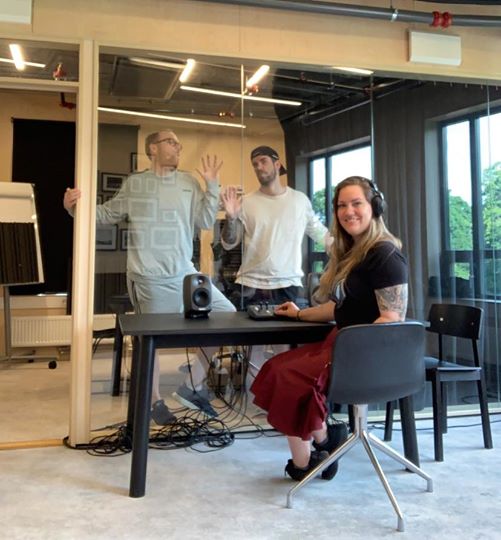 DwarfHeim's tweet photo. Vår egen @mariannenathali (COO/Producer/Sound Director) var på @nerdelandslaget denne uken og snakket om all ting dataspill og @DwarfHeim . Beste Nerdelandslaget-episode hittil, mener vi! https://t.co/QivIYJV32J #dataspill #DwarfHeim #shedev #gamedev #PineleafStudio https://t.co/quPzCvnZuw
