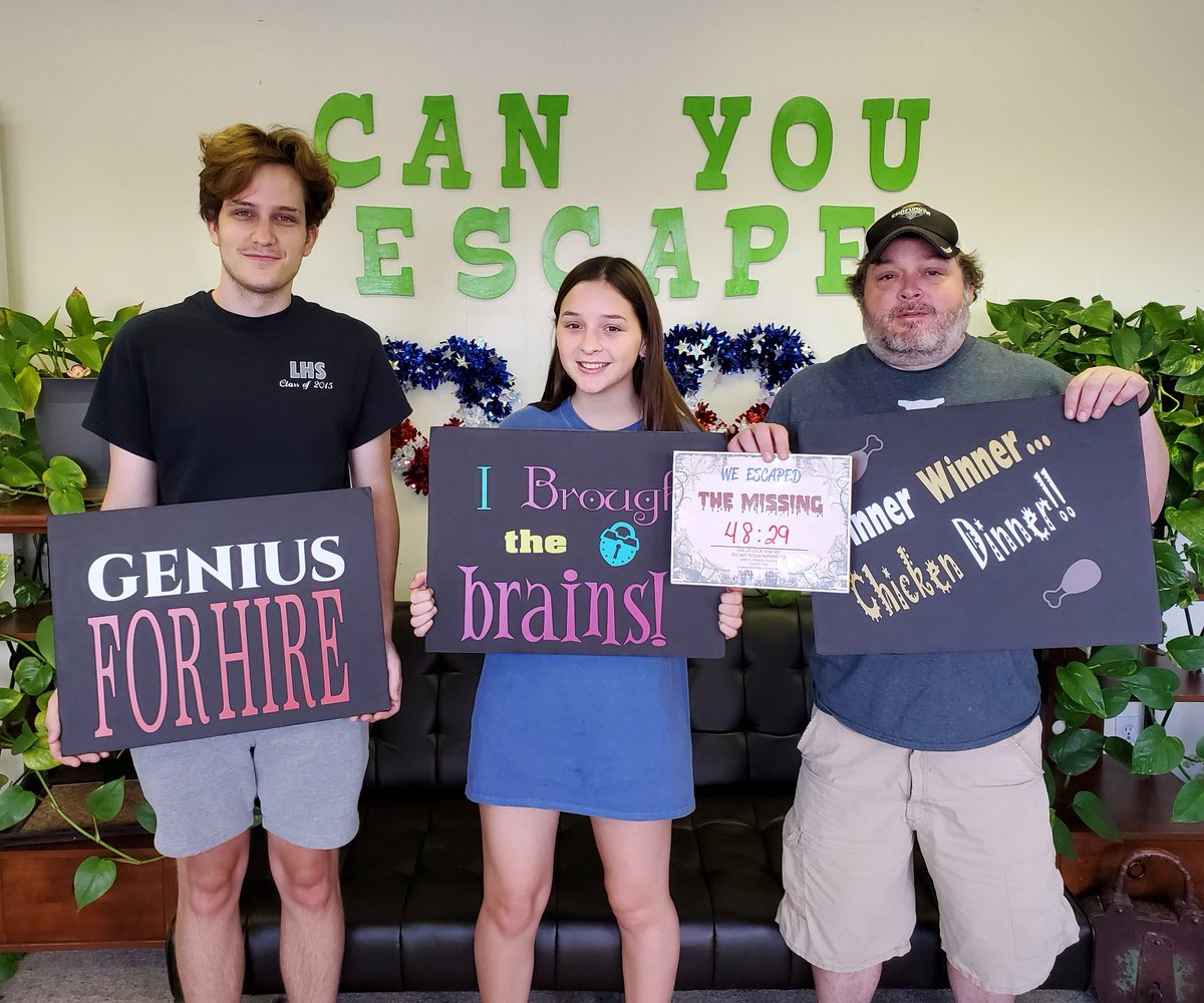 Under_Lock_Key's tweet image. This group was soooo much fun!! They were successful in The Missing and followed the success in Doomsday!! Come see me again anytime!! #escaperoom #somethingtodoinclovis underlockandkeyclovis.com