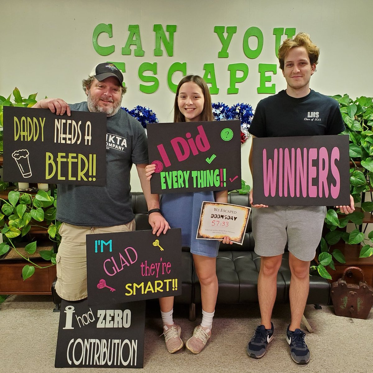 Under_Lock_Key's tweet image. This group was soooo much fun!! They were successful in The Missing and followed the success in Doomsday!! Come see me again anytime!! #escaperoom #somethingtodoinclovis underlockandkeyclovis.com