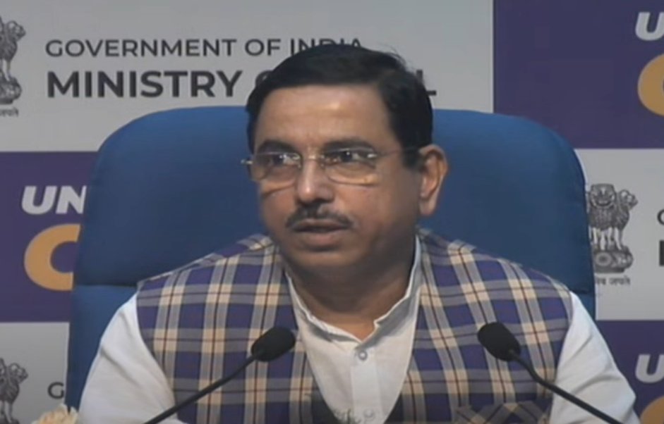 Attractive provisions have been built in, coal blocks to be offered have been identified after public consultation. We are also thinking of extending support to private sector in land acquisition under the same framework offered to public sector companies. -  @JoshiPralhad