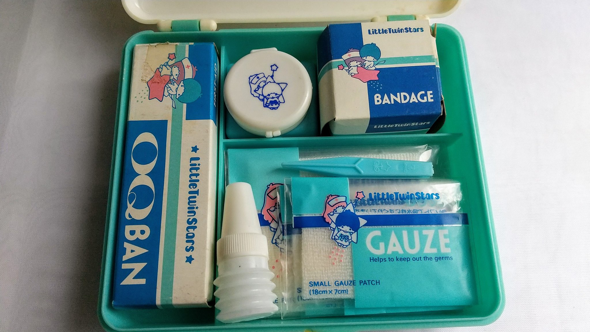 1976年 キキララ 救急セット ケース ボックス 昭和 レトロ ファンシー Amazon.co.jp: 1976年 キキララ 救急セット ケース ボックス