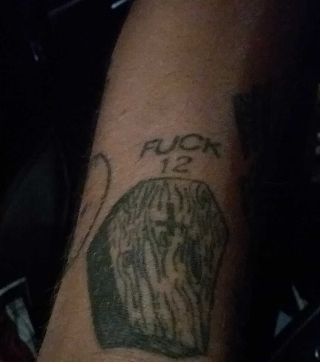 vicAPHERisDADDY's tweet image. RETWEET IF YOU DO NOT, I REPEAT, D O N O T; Fuck w the rollers #BLM #Fuck12 #FuckVPD #FightInjustice