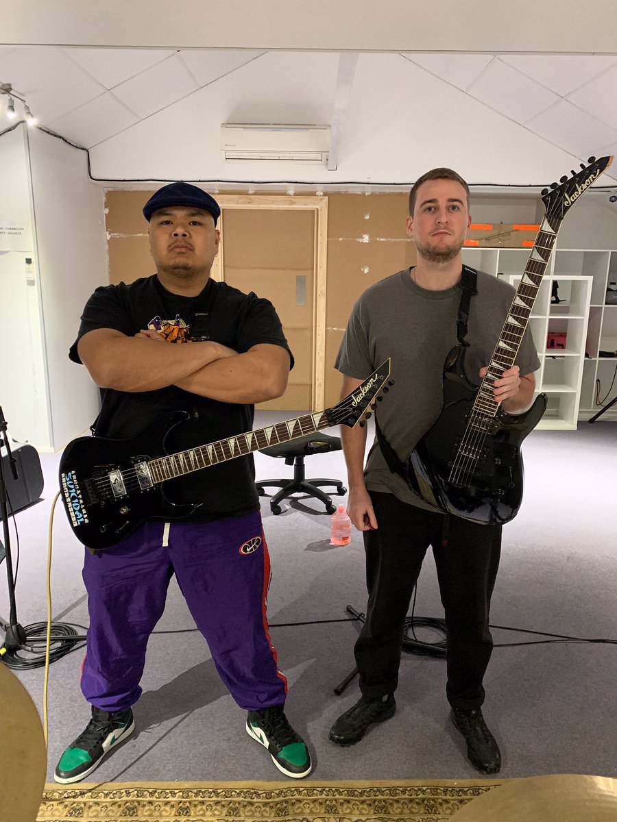 The speed record is out tomorrow, pre orders end at midnight so a couple hours left if you wanted to order - linktr.ee/gangcalledspeed