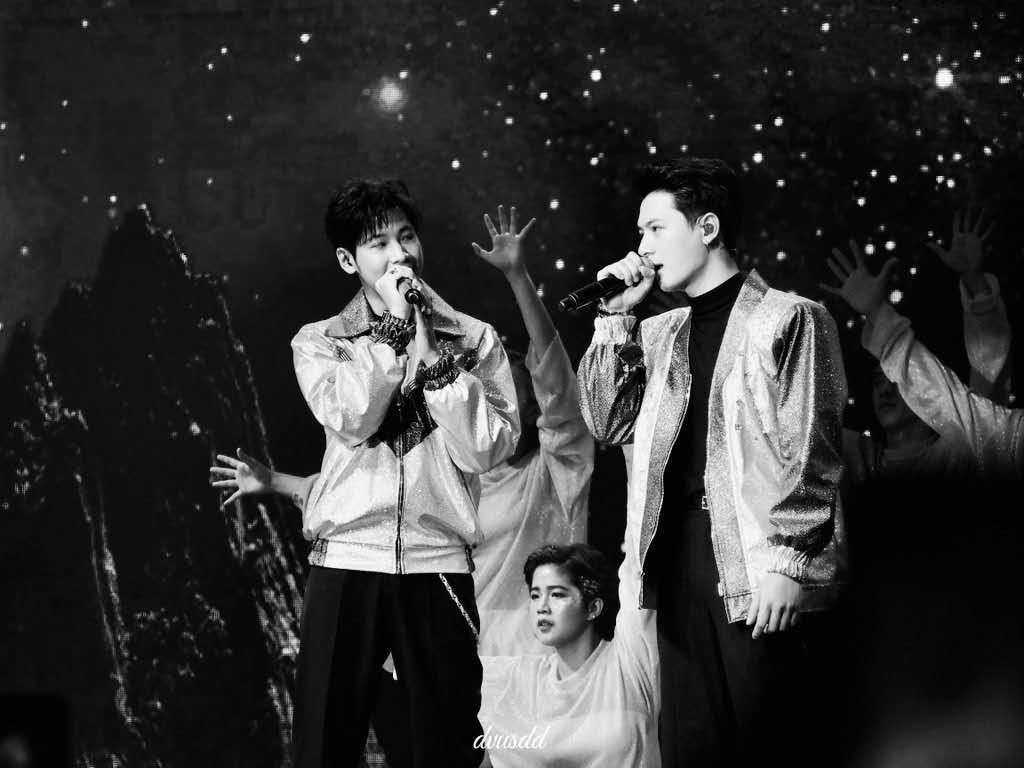 Cathyycl's tweet photo. No matter what happens, we will always be by your side, never leave, you are the best.  After the storm, you will always see a rainbow, come on!
หลังจากพายุคุณจะเห็นรุ้งและ��ันจะอยู่กับคุณเสมอ
@kristtps
@stjinx_maya
💕💕🎉🎉✨✨🦁🦁🐢🐢🤘🏼🤘🏼

#คริสสิงโต https://t.co/37dYNmw51O