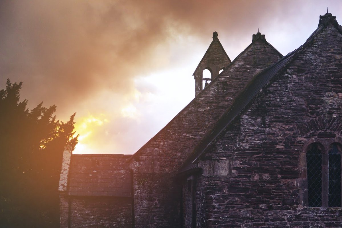 Why Churches, by Andy Marshall  @fotofacadeChurches taught me how to use a camera. With churches, as the purest water is filtrated through stone and shale, so they do with light. They hold within their percolated space a light-broth thick with atmosphere.  #thread1/7