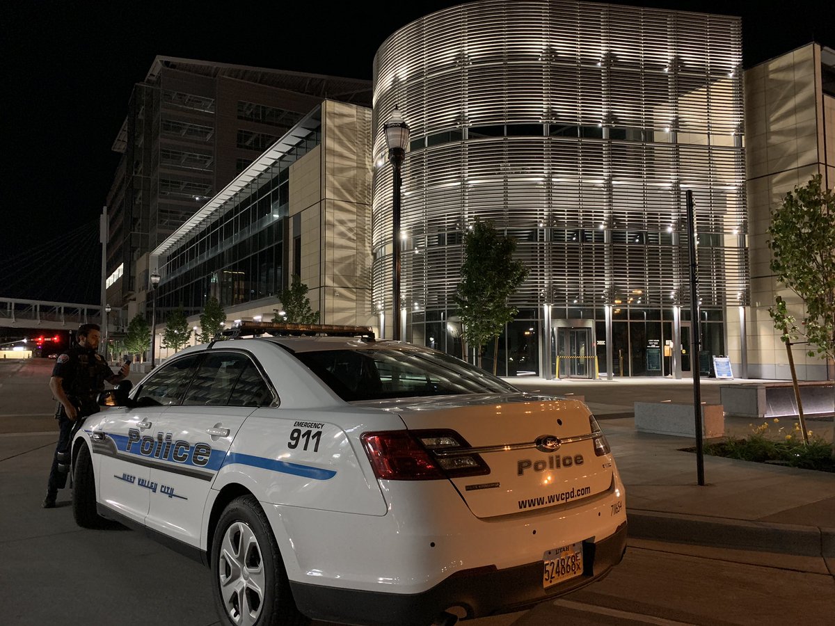 We’re back at the mothership. This is the end of Officer Alvarez’ shift. He’ll upload his body camera footage &amp; wrap up any paperwork before calling it a night. The city is now in the hands of the graveyard folks! Good night and thanks for coming on our #WVCTweetalong