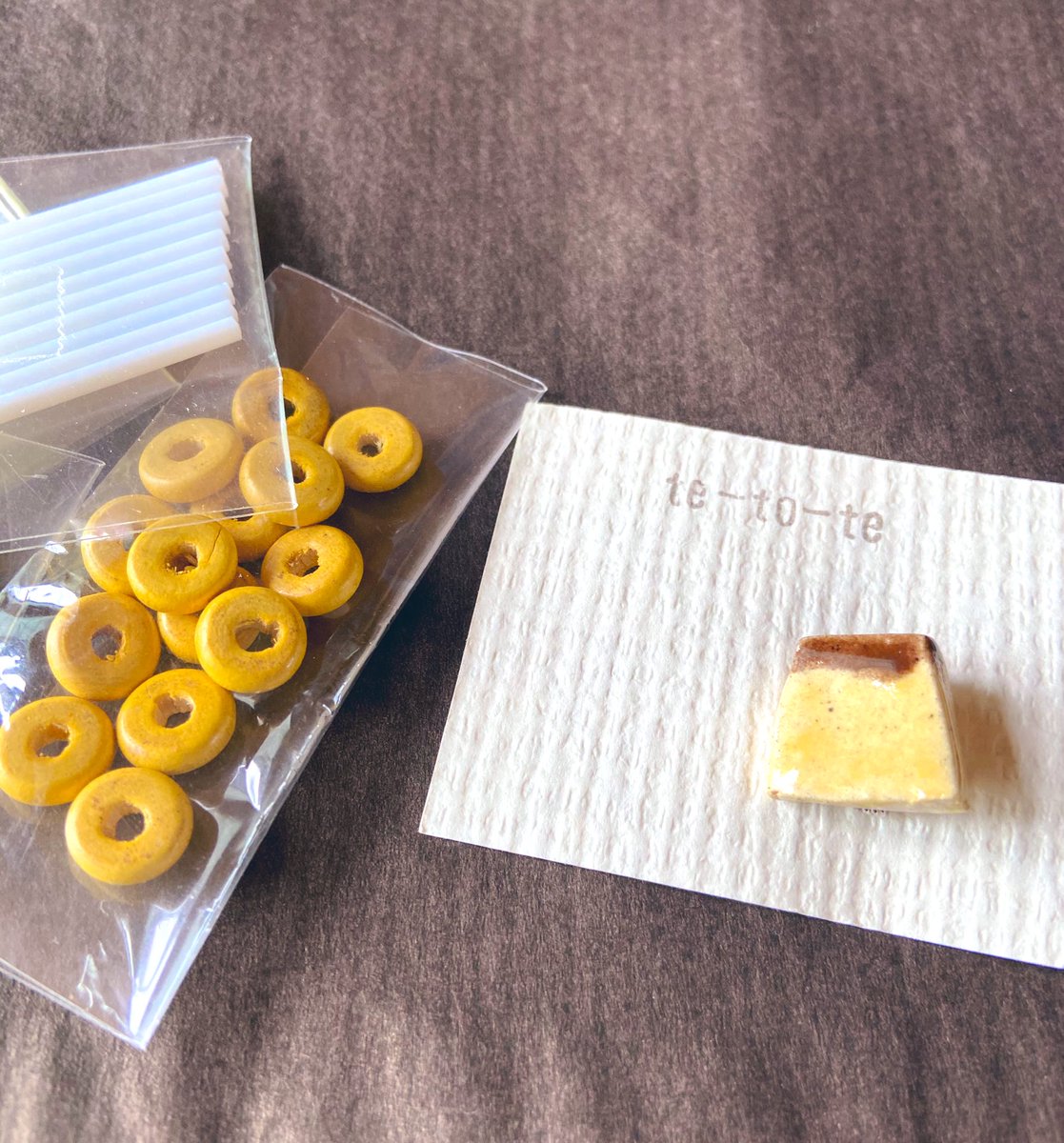 M_ary_0318's tweet image. オーダー品を届けに実家へ🏔今日は水沢のcross×labさんに行ってきました！とても素敵な空間✨可愛いパーツ&amp;amp;陶器のピンバッジを購入🧡（te-to-teさん）早速ポーチに付けてみました！可愛いー💕勉強になります！
#crosslab さん
#tetote さん
#ピンバッジ
#岩手
#水沢
#ハンドメイド好きさんと繋がりたい