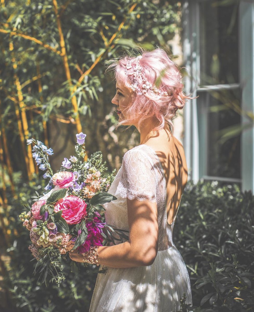 Cybele is a headdress that will have people turning, with lustrous fresh water pearls and petal shaped grade AAA pearls creating pretty flowers with Keishi pearl petals and crystal centres. 
Cybele is handcrafted… instagram.com/p/CBkR_jsJ9jR/…