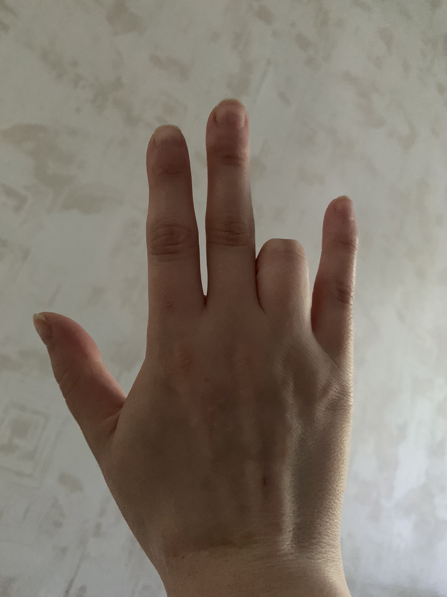 Безымянный палец