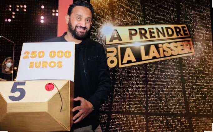 vinzpujol's tweet photo. Ce soir avec #CQueDuKif et #APOAL se bouclera une nouvelle saison entre @Cyrilhanouna et @C8TV 

Et comme d’hab y’aura eu plein de nouveautés dix mille vannes et bcp de plaisir

Toujours été là même pendant les mois confinés 

On se fait un dernier gros kif ce soir tous ensemble https://t.co/MgT7VjkMNZ