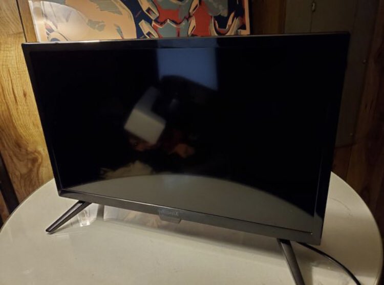 Electronic4Sell's tweet photo. Insignia 22 inch 1080p HDTV for sale

$80

Used 9/10 condition https://t.co/xW7nP0gSLU