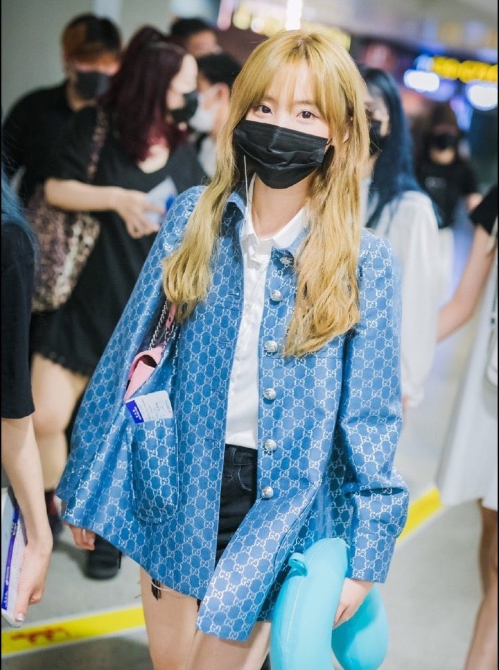 ตะเล้กตะน้อย tweet media