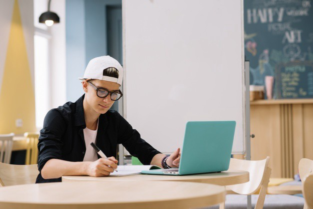 samanthaelless's tweet image. 3 Steps For #Writing Successful Assignment-How to Write #BetterAssignments
bit.ly/2NefI9D
Today we’re going to be looking at three thirds for success for a same agree thing now these types can be relevant for a psychology of seaman’s Prosecco students
