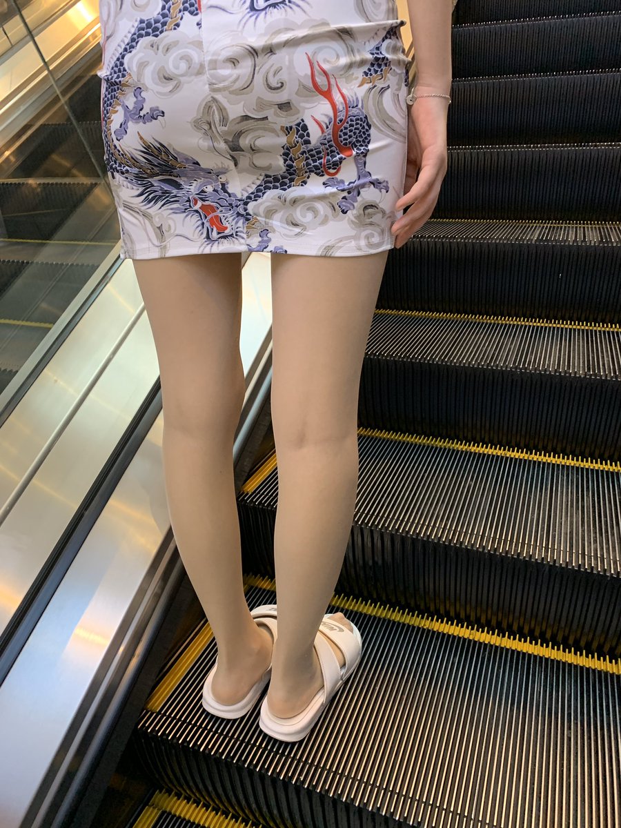 偷拍我的邻居 https://t.co/atIVN8JoNj