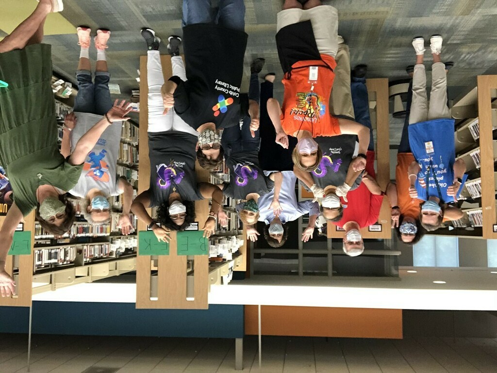 cobblibrary's tweet image. The crew at #WestCobbLibrary is ready to hand out 3,000 holds to patrons. We&apos;re so excited to offer curbside pickup so y&apos;all can get some new [physical] books to read!
.
Find more details at cobbcat.org/libraryexpress
.
#libraryexpress #curbsidepickup #c… instagr.am/p/CBk2FaRDc6r/