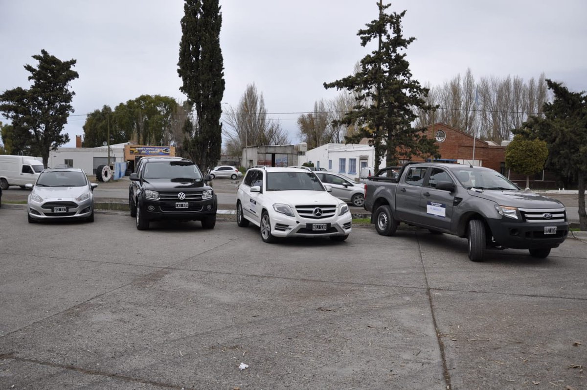 NicolasGil2011's tweet image. #Embrujo #Corrupcion

🚘El Ministerio Público Fiscal ploteó una flota de vehículos decomisados por la causa de corrupción #ElEmbrujo
💰Los autos están ploteados con el lema: "Vehículo secuestrado de la corrupción. El Embrujo".

La nota completa en la edición impresa de @ElChubut