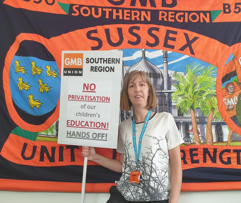 cheepchitter's tweet photo. One year on and I & @GMBSussexBranch is proud to continue to support this campaign against the forced academisation of Moulsecoomb Primary School #AGoodSchoolForAll
We and our members won't go away until the academy order does ✊ !! #RevokeTheOrder https://t.co/qUsQAerDWb
