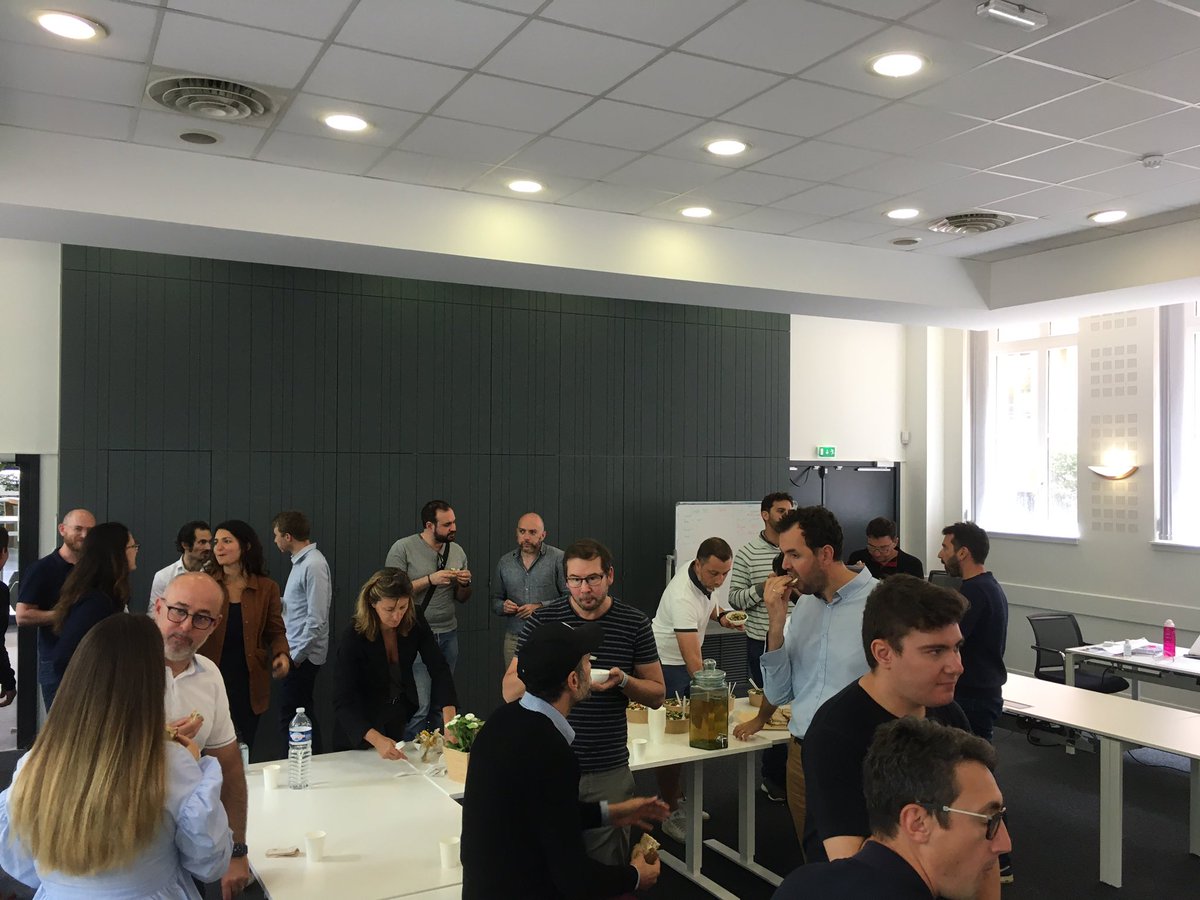 lagenceesport's tweet photo. Ce midi se tenait le déjeuner des CEO des startups du @VillageCA31 et de PEX’In.
Un moment convivial et de partage, cette fois sans visio-conference 😁
Toujours un plaisir de voir IRL nos startups @BiggerInsideVR @Moodoow31 The Seed Crew @ClankEsport https://t.co/ZJnZrJ8HWw