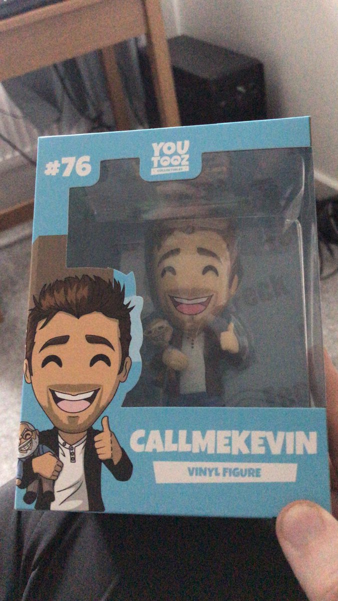 Got <a href="/CallMeKevin1811/">Kevin</a> vinyl figure 😁😁