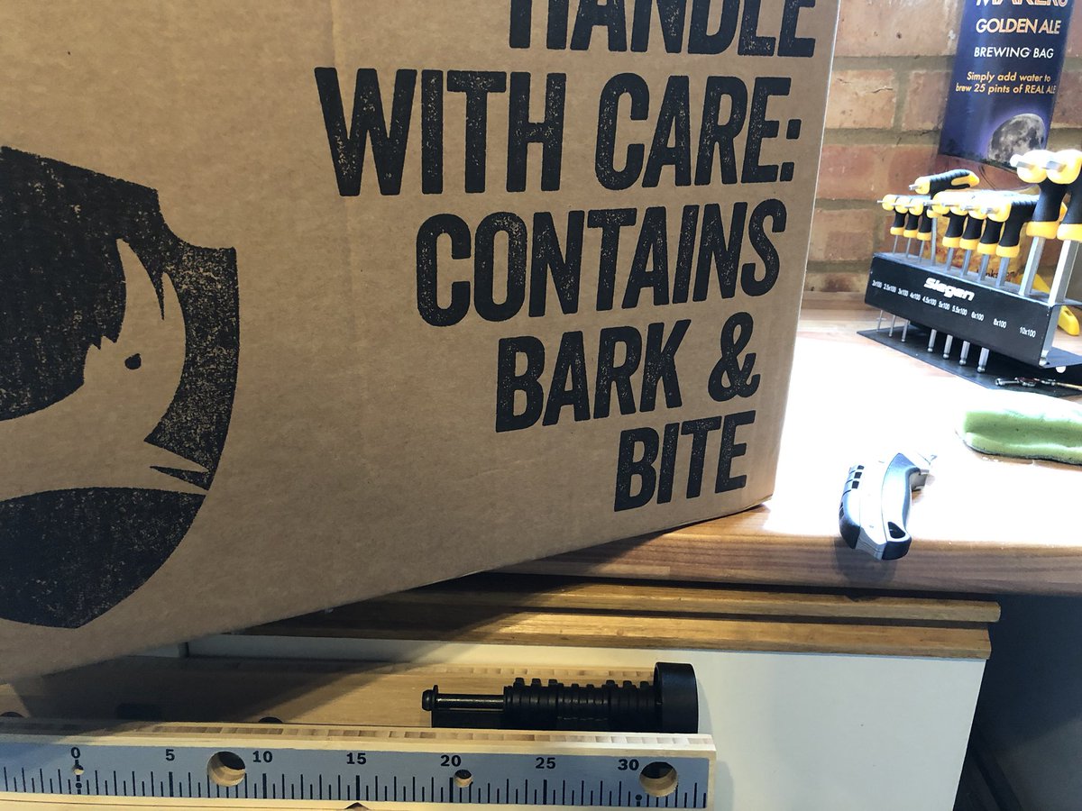 doopdidoo's tweet photo. @BrewDog box may well contain bark and bite but also contained only half the beer I ordered. more annoying than that was the “we’re currently experiencing unprecedented volume of...” email which had all the sincerity of Vodafone customer service. #grumpy https://t.co/JTARGjZMKd