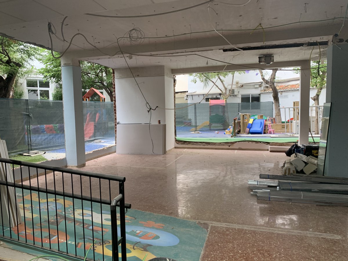 BritishValencia's tweet photo. ¡Increíble cómo van tomando forma las instalaciones de Educación Infantil! 😱 Tras 28 años de historia, en #BSV continuamos apostando por ofrecer la mejor formación académica con una renovación integral de los espacios de #EarlyYears 👧🧒.
#BSVMakeOver #CognitaWay https://t.co/8lXo7qWjKx
