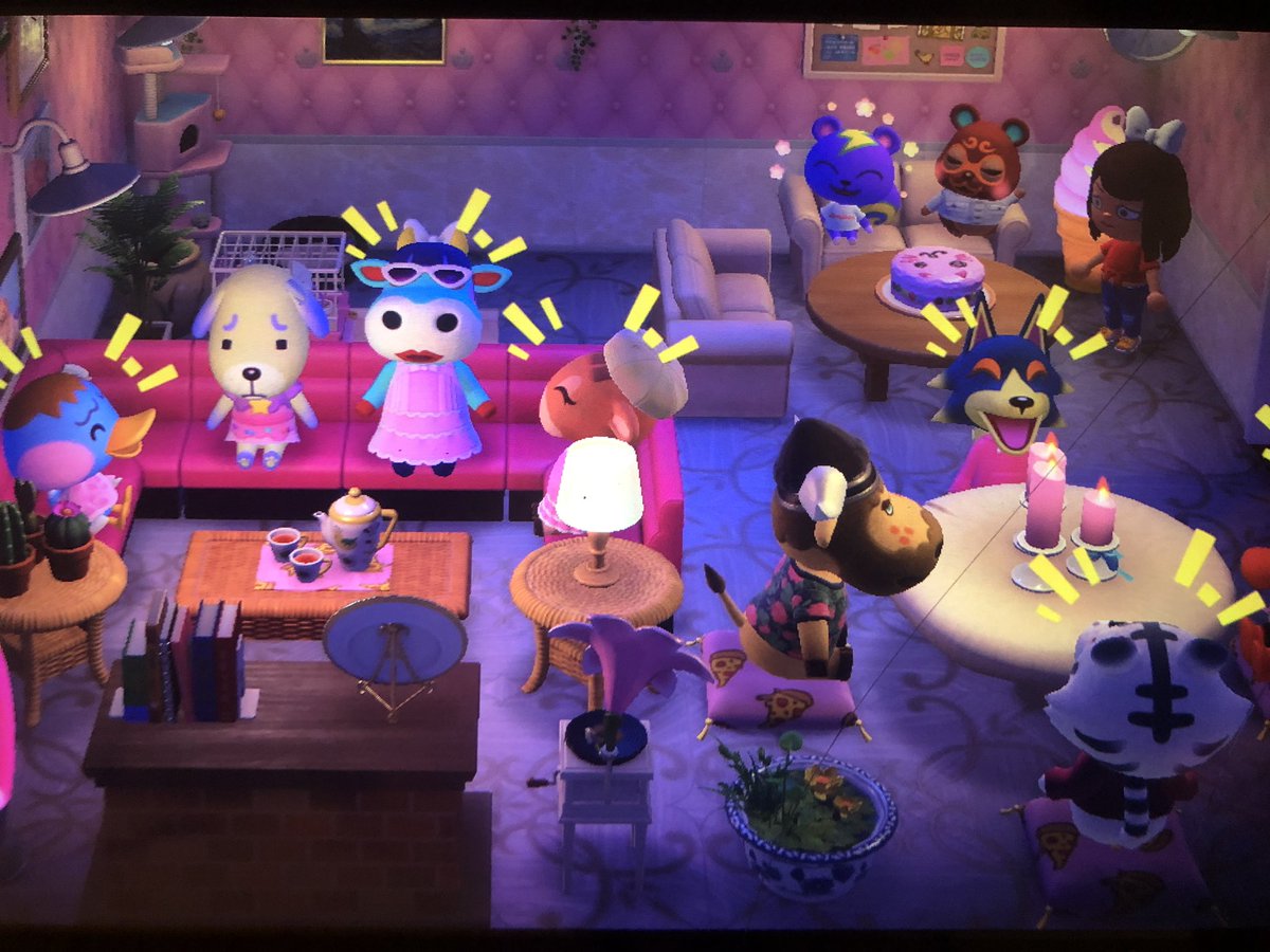 Krysten43907529's tweet photo. Party at pâtés was so much fun! Dasiy got sad over some jokes, Vic lost the game and I forgot to bring a friend to hangout with! Party was still fun! #animalcrossing #daisy #static #clay #wolfgang #vic #animalcrossingnewhorizion #partytimeacnh https://t.co/rkoKOnCB5d