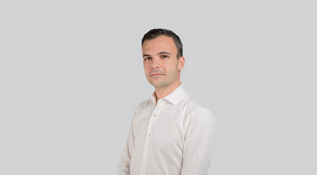 FintechCH's tweet photo. New CEO for Privatam, the Customized Investments Fintech https://t.co/v0mCfzI7SX #fintech #management #wealthtech #finance #investments https://t.co/zoCRPp42sr
