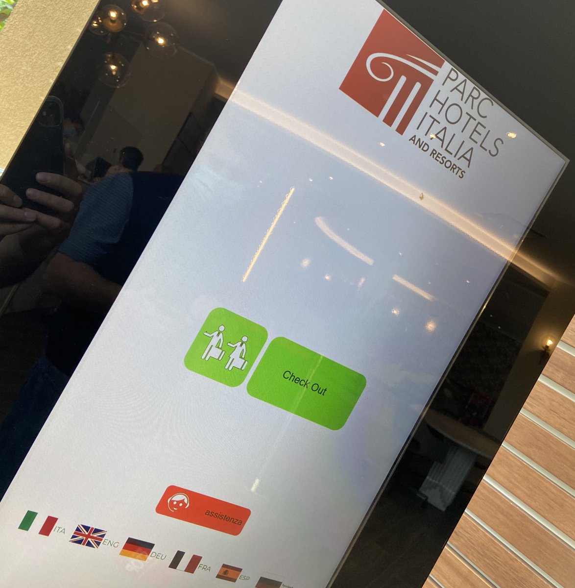 aitechitalia's tweet image. Oggi a Limone sul Garda, nuova installazione #eWelcome24  #fastcheckout con pagamenti POS, in contanti ed emissione automatica scontrino telematico. #hospitality #hospitalitytech #hospitalitytechnology #madeinitaly  #contactless