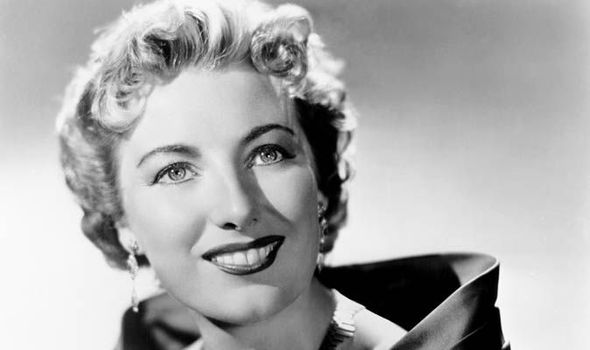 MoleTony's tweet photo. #VeraLynn RIP The Forces Sweetheart, Dame Vera Lynn - the world will be a different place without her https://t.co/rCWyM5vc3S