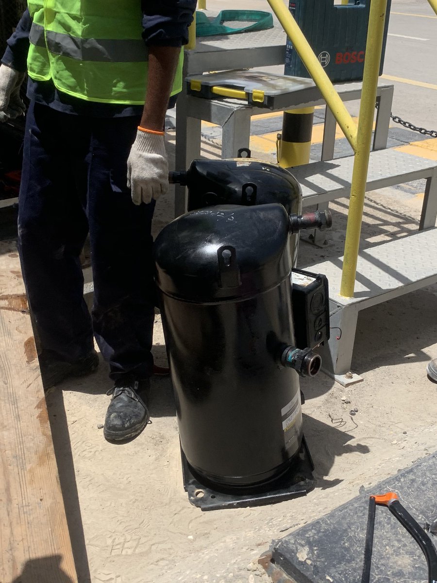 ProjectsCorner's tweet image. تبديل كومبرسر لـ باكيج يونت