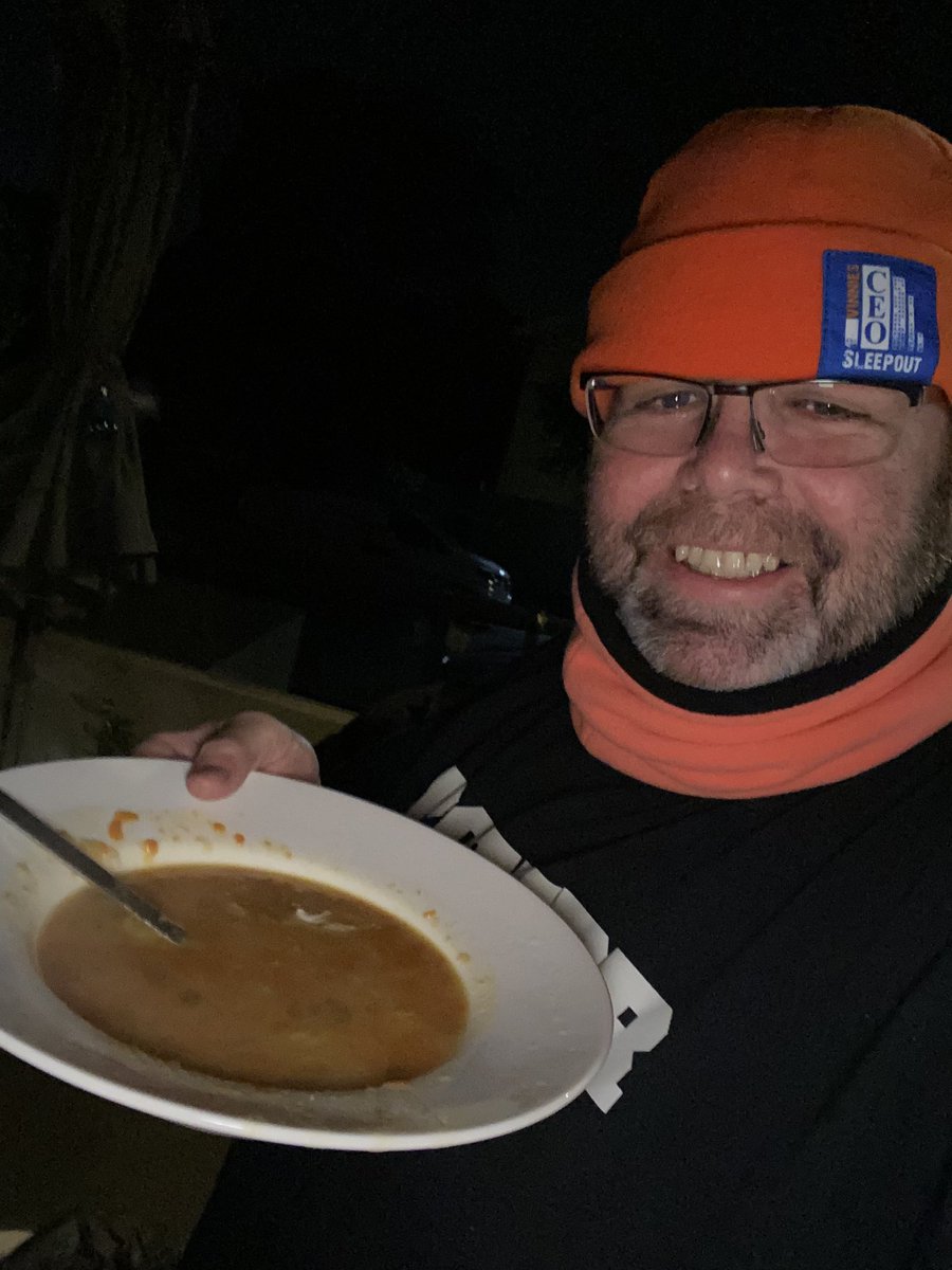 Hynet9's tweet photo. Soup time #CEOSleepoutAU   https://t.co/lpVqzC0Fru https://t.co/vBWhfZvtTs