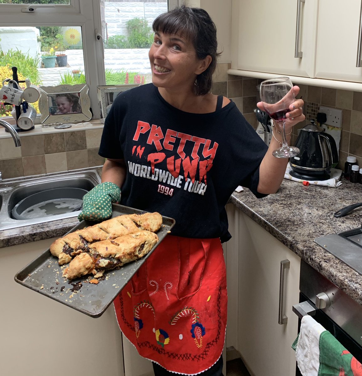 Bespoke Black Book tweet media