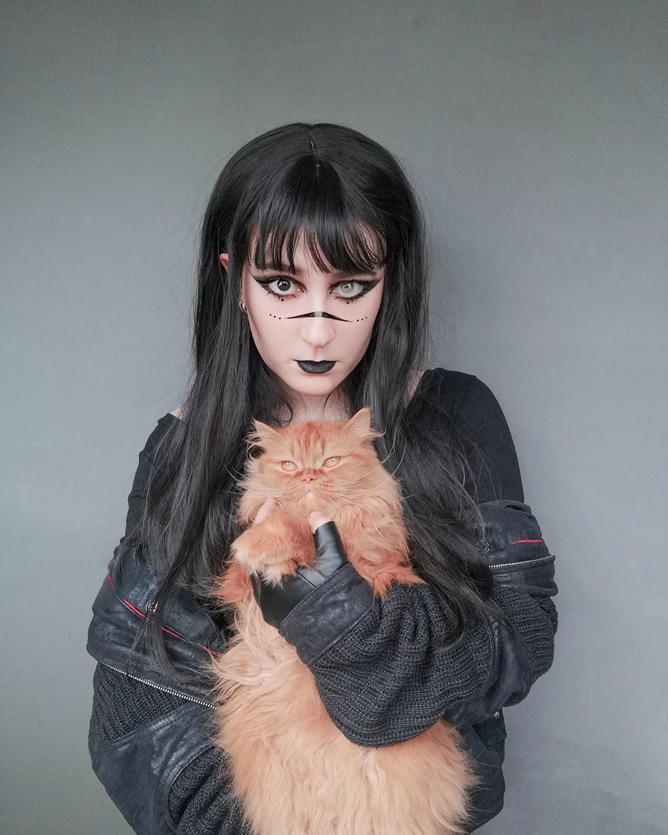 MariaBurgesss's tweet photo. Этот пирожочек - самое сладкое милое прекрасное восхитительно, что вы сегодня увидите :3
#goth https://t.co/ic88P5E0d7