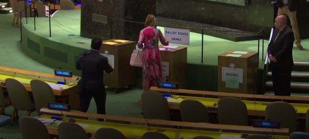 chitralekhamag's tweet photo. સંયુક્ત રાષ્ટ્ર સુરક્ષા પરિષદ (UNSC)માં બિન-કાયમી સ્થાન માટે ભારત બિનહરીફ ચૂંટાઈ આવ્યું.
#India #UNSC #UNSCelection #ભારત #સંયુક્તરાષ્ટ્ર #સુરક્ષાપરિષદ @narendramodi https://t.co/ieI58gv13l