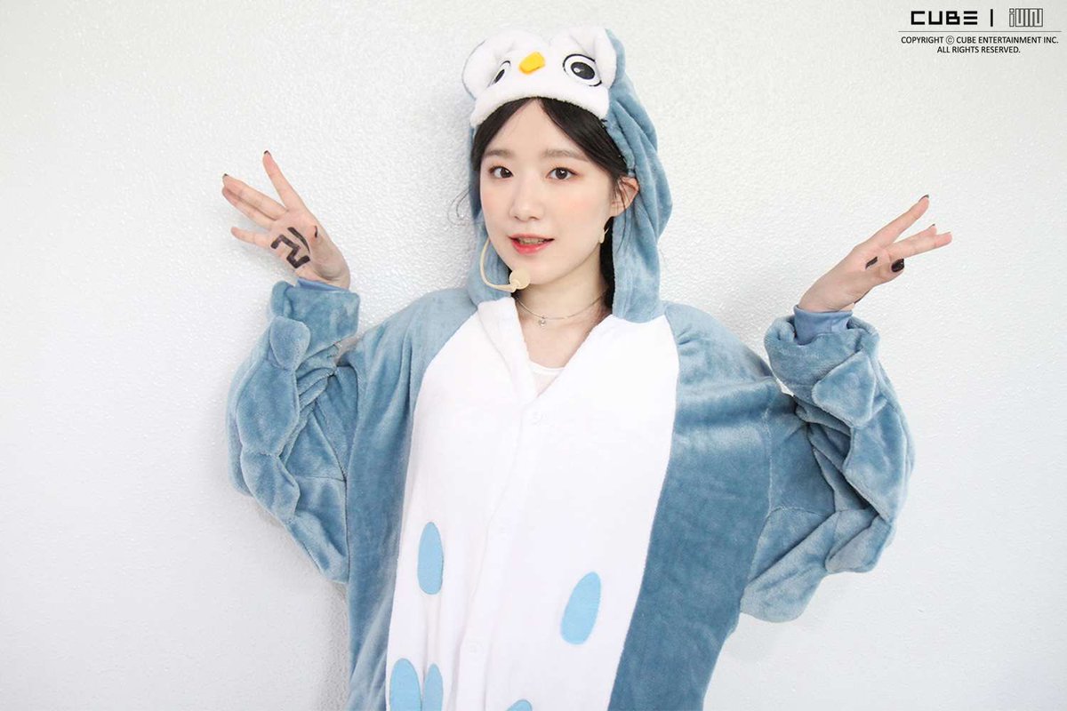 GIDLEFR's tweet photo. 18.06.20 | U-CUBE 

▶️ Mise à jour U-Cube avec des photos des filles durant les promotions de « Luv U » ! https://t.co/DeRMq2flqp