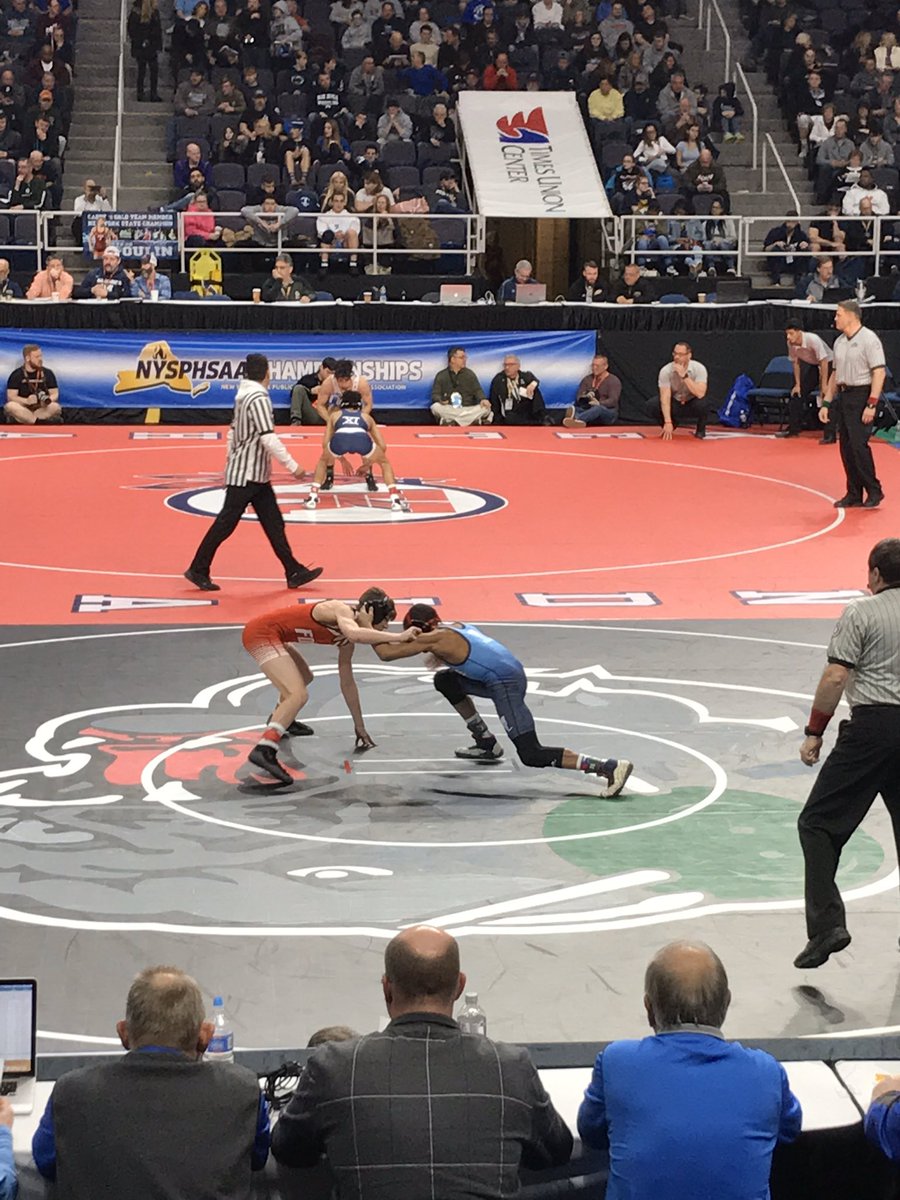 BCSDBulldogs's tweet photo. Congrats to Chris Crawford for not only receiving All Section &amp; All League honors, but for receiving the Beacon Wrestling MVP Award! In addition, Chris placed 5th in the NYS D1 106lb division!  @BCSD_Wrestling @BeaconCityHS https://t.co/HEfnP5WZpb