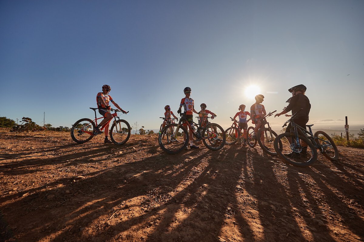 BrentjensMTB's tweet photo. Looking forward to our #TeamTrainingCamp in @Watersley_ @ProvincieLB #TheNetherlands soon! Photo: #TeamTrainingcamp start of @Tokyo2020 Olympic Season 2020.......Photo by @irmokeizer @cstbicycletires @PostNL @BAFANGElectric @BrentjensMTB https://t.co/94G1ENNBUQ