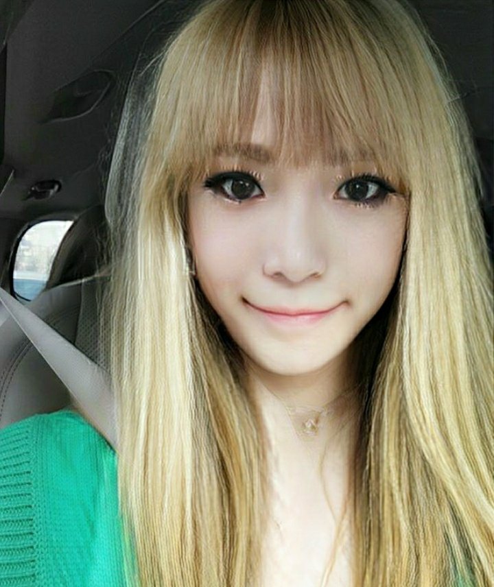 Am i blind or does she look like taeyeon