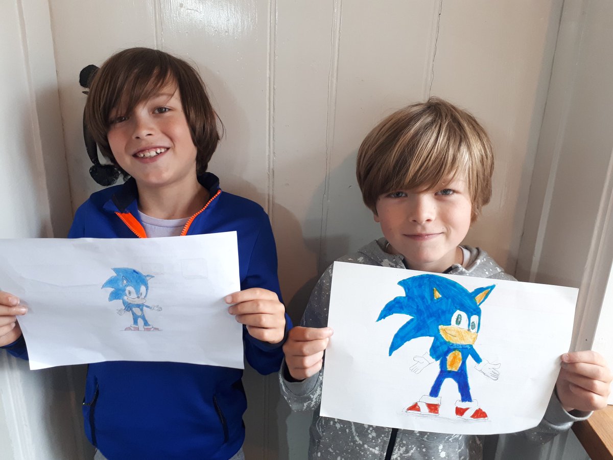 Who needs home school when you've got #DrawWithRob with <a href="/RobBiddulph/">Rob Biddulph</a> Boys loved doing this and it meant we had an argument-free 40 minutes 🤣