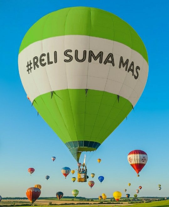 eperezn78's tweet photo. No a la ley Celaá #ReliSumaMás https://t.co/KmNMIk28re