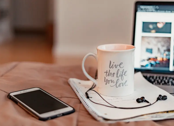 Remote Learning in Low Bandwidth Environments. A great collection of resources and tips! #MS365Edu #OneNote #Teams #SmartTechnologyforall
<a href="/viva_nella/">Ronelle Klinck</a> <a href="/MissG_SA/">Glenda Miles</a> <a href="/HartElsabe/">Elsabe Hart</a> <a href="/vivian_ladner/">Vivian Ladner</a> <a href="/nb_consult/">NBConsult</a> <a href="/WCED_eCulture/">WCED eLearning</a> 
wke.lt/w/s/lLQPsK