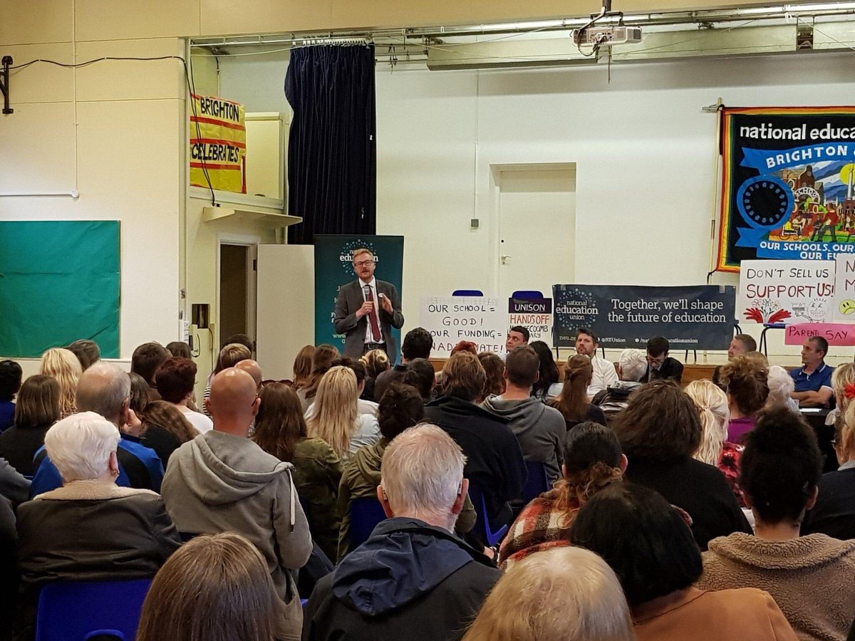 One year of the @HandsOffMPS campaign!

The dedication of the staff, parents and community has seen off multiple academisation plans

It’s been a pleasure picketing, delivering letters and marching with you all! 

We will win this.