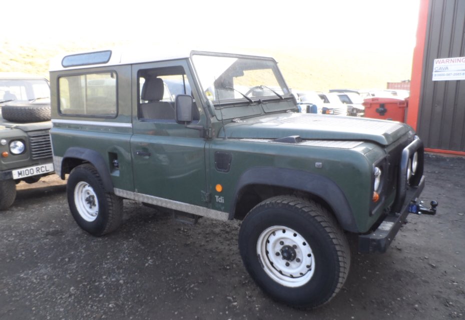We brought a new lease of life to this beautiful 90! #landrover #restoration #defender90 #carrestoration